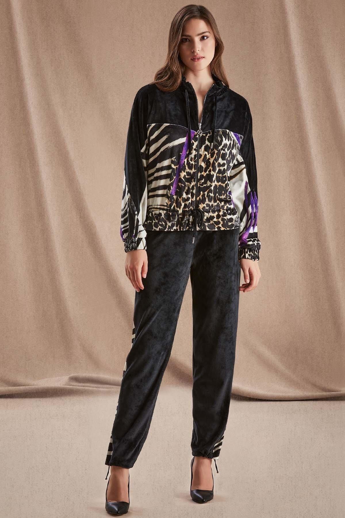 Elastic Ankle Black Velvet Sweatpants