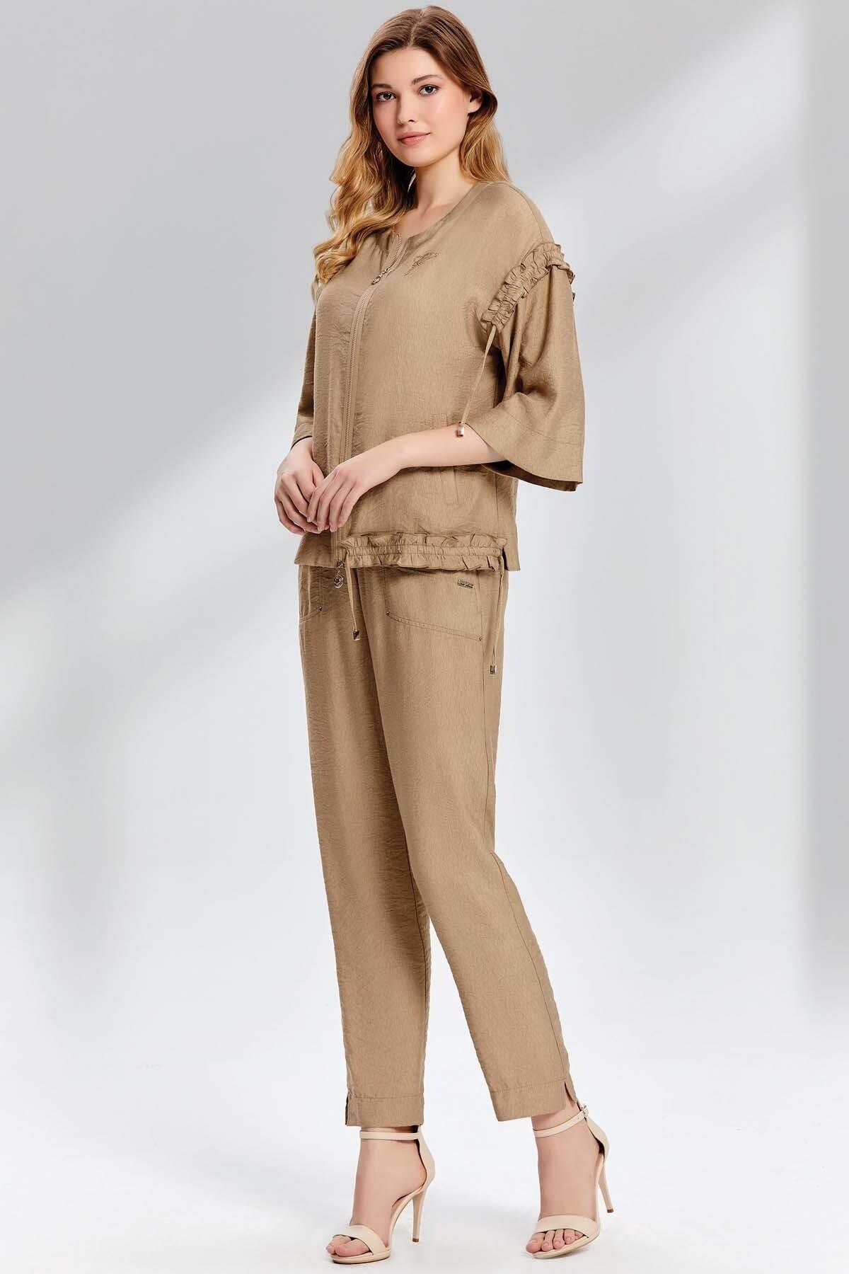 Three-Quarter Sleeve Mink Woven Jacket