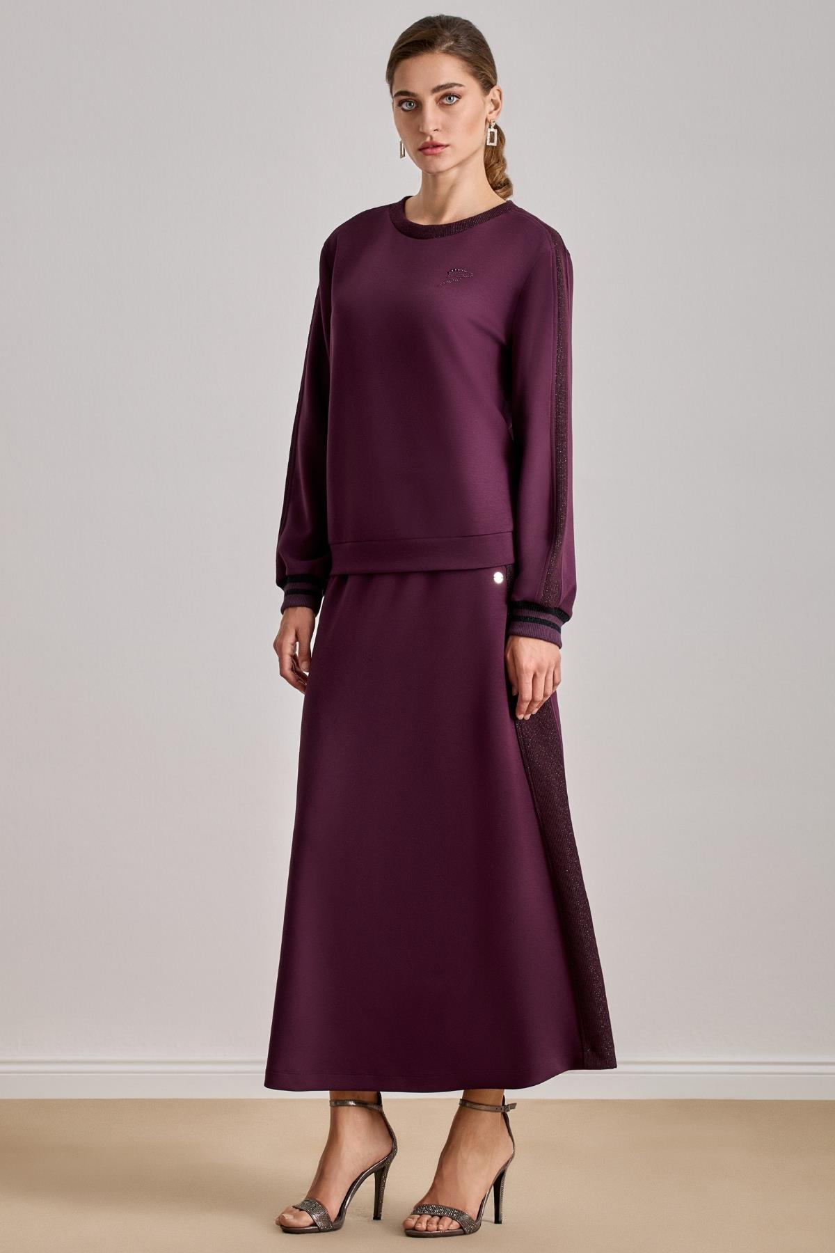 Side Pocket Burgundy Knit Skirt