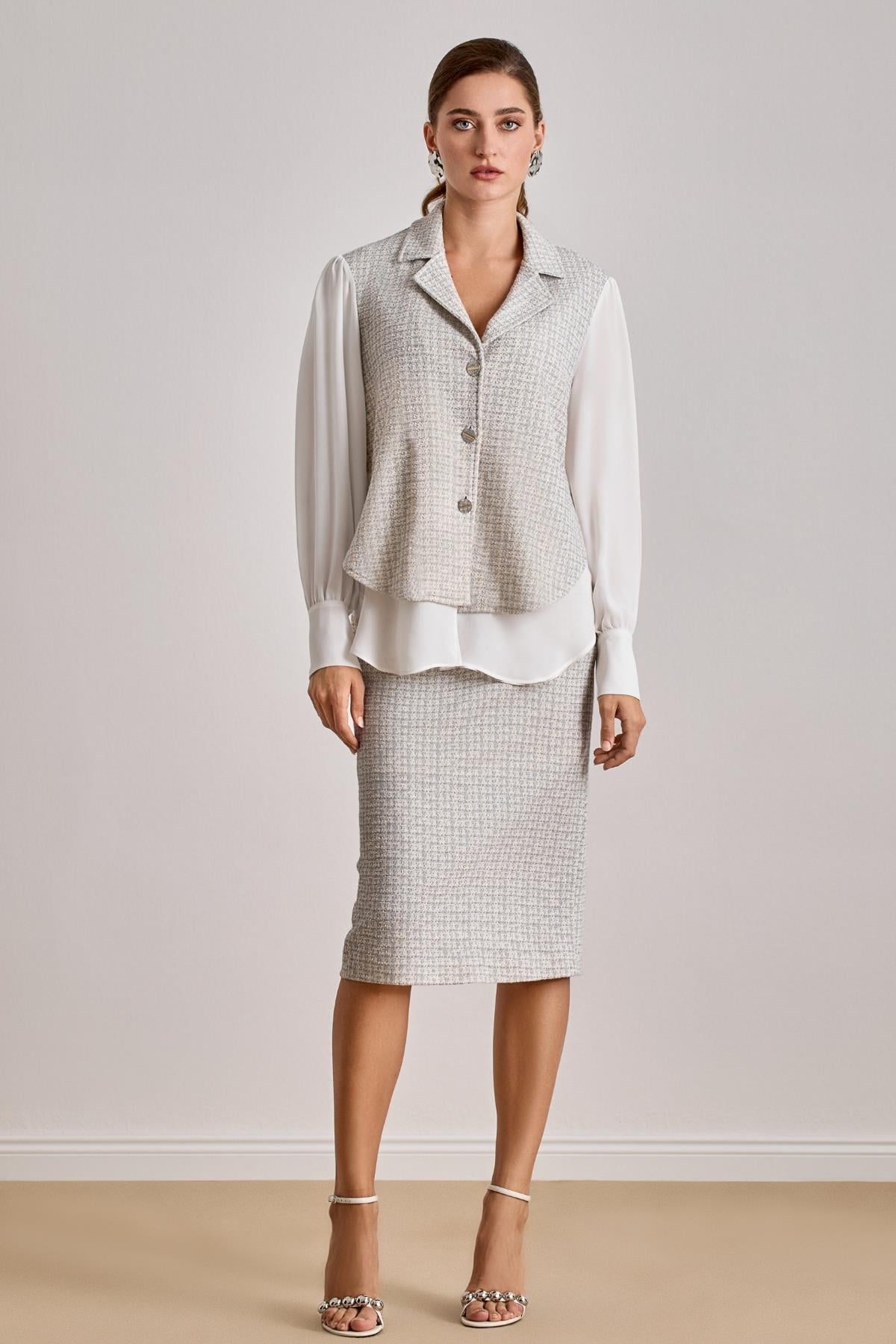 Side Pocket Ecru Knit Skirt