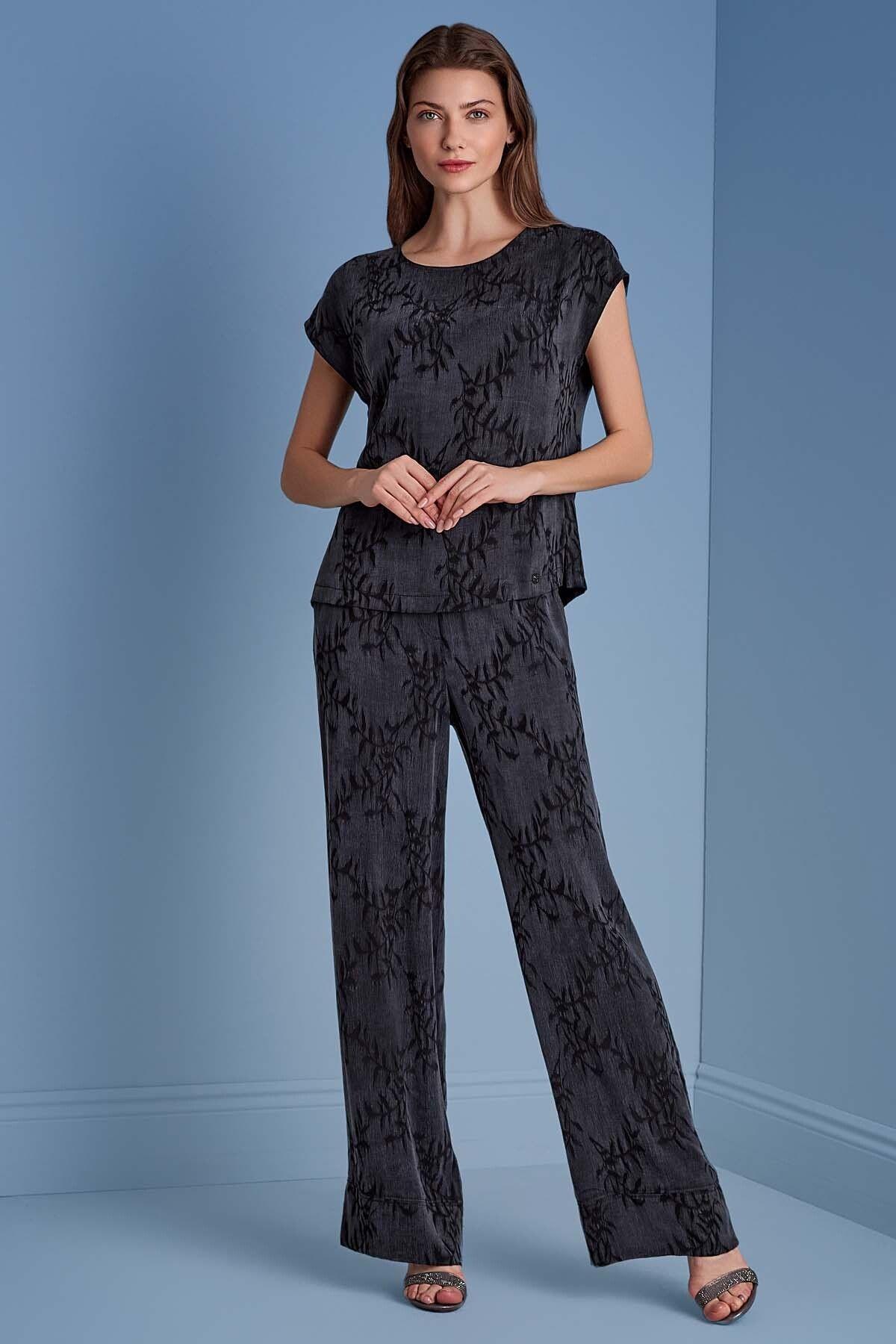 Batwing Sleeve Black Woven Blouse