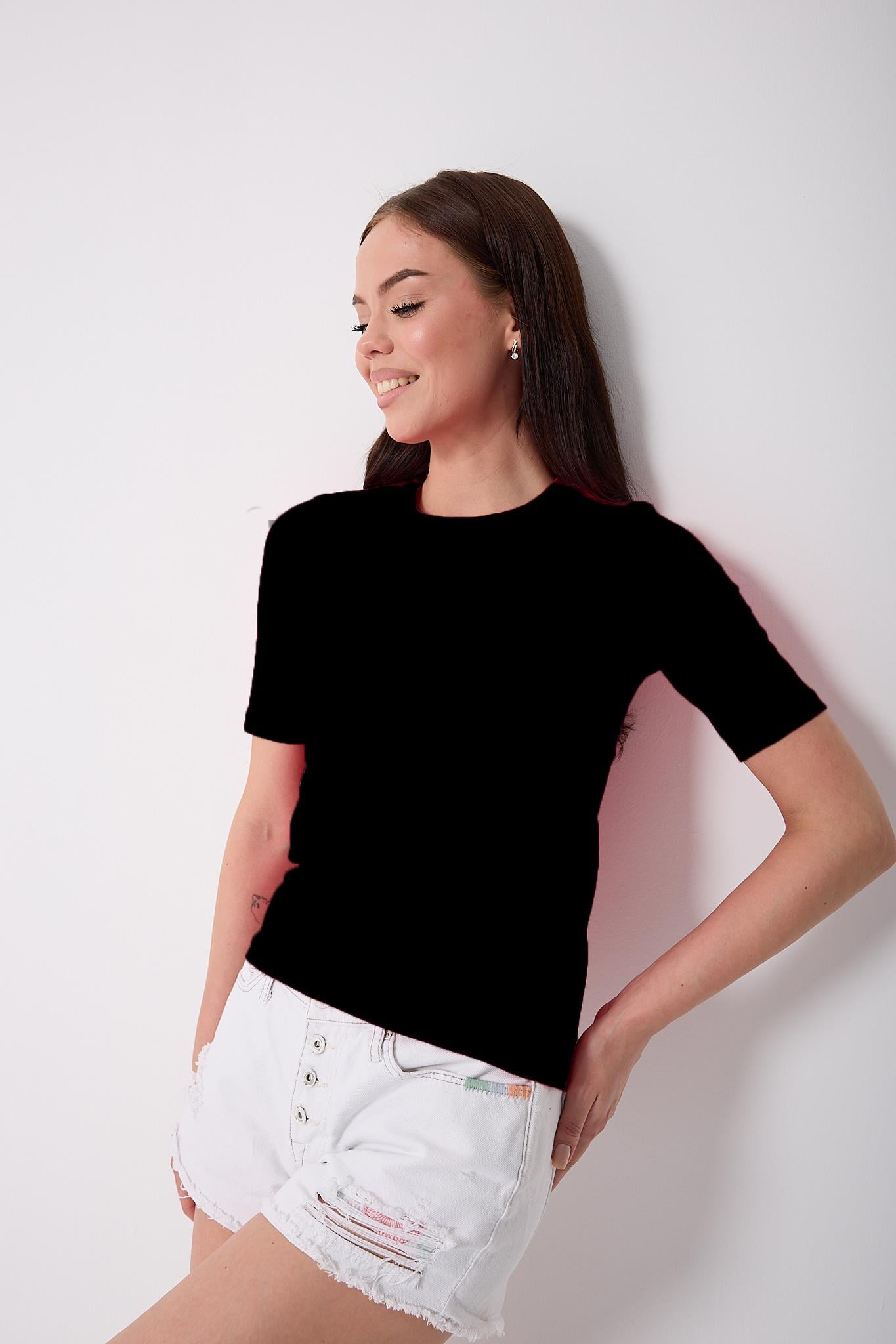 Kadın Siyah Likralı Yarım Kollu Basic T-shirt - 2524