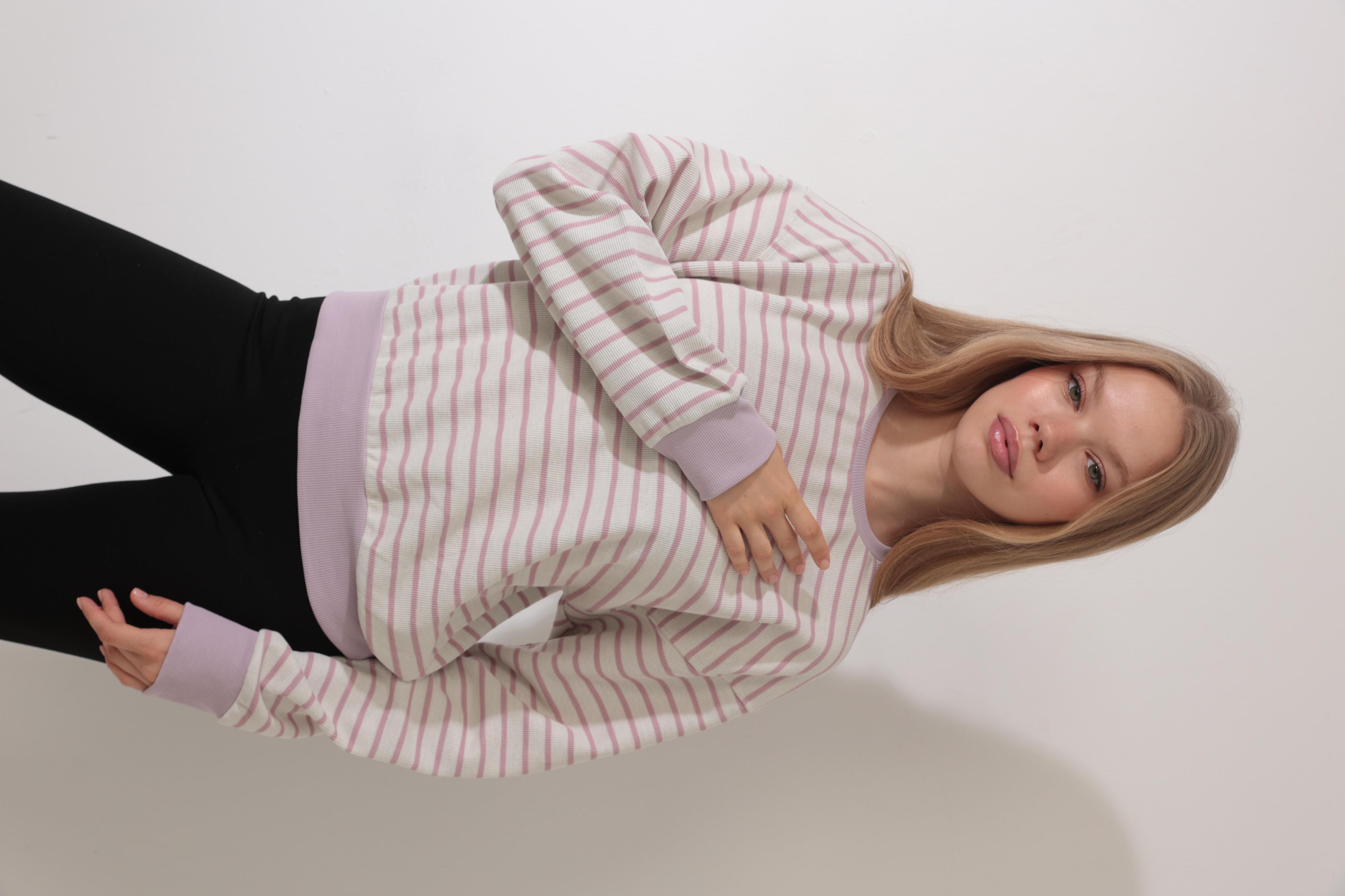 Pembe Çizgili Bisiklet Yaka Selanik Sweatshirt - 2433