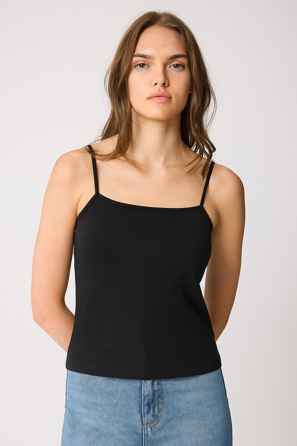 Siyah Kadın Ince Ip Askılı Basic Crop Atlet -2466