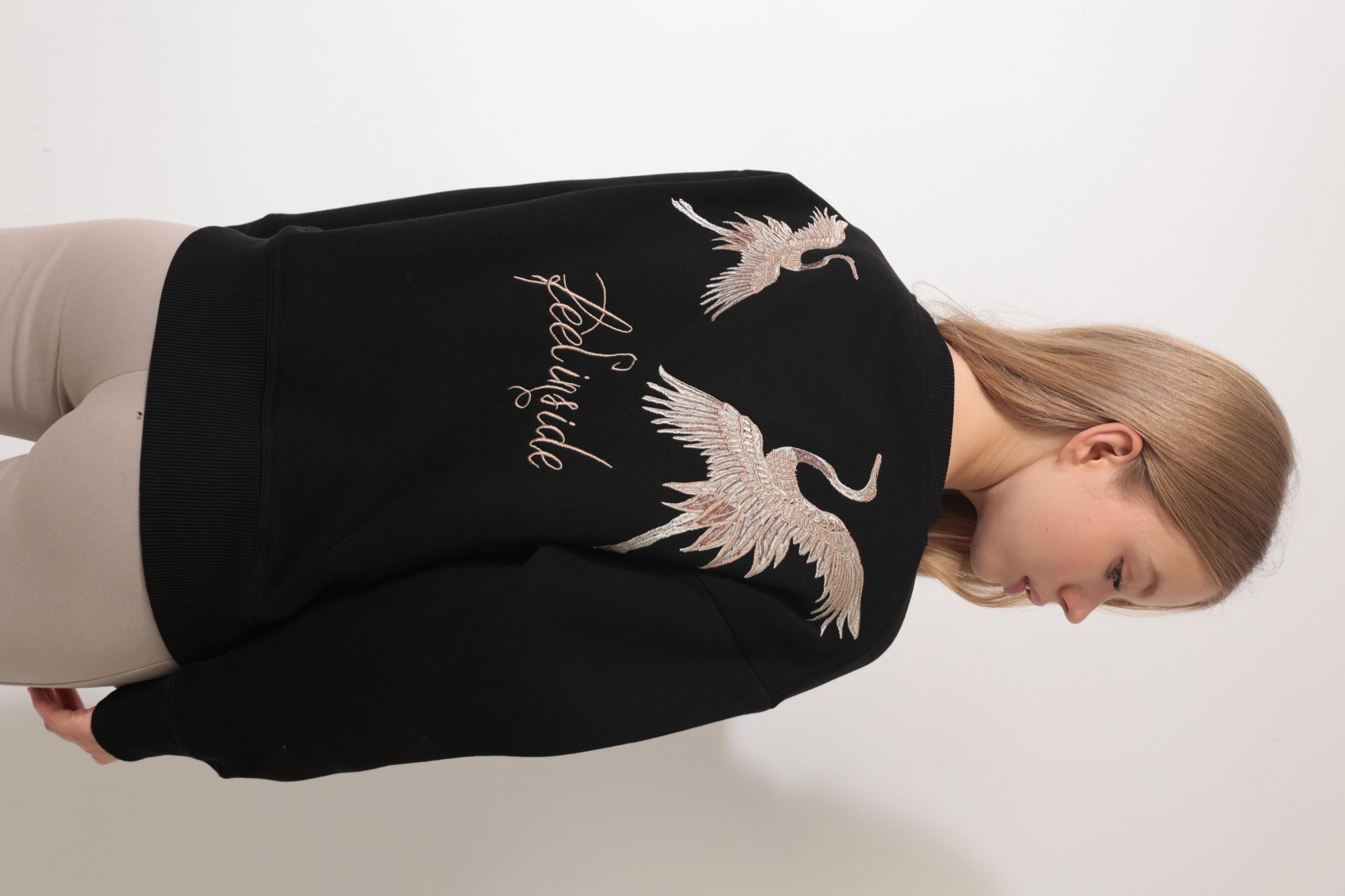 Siyah Sırtı Leylek Nakış İşlemeli Bisiklet Yaka Sweatshirt - 2436