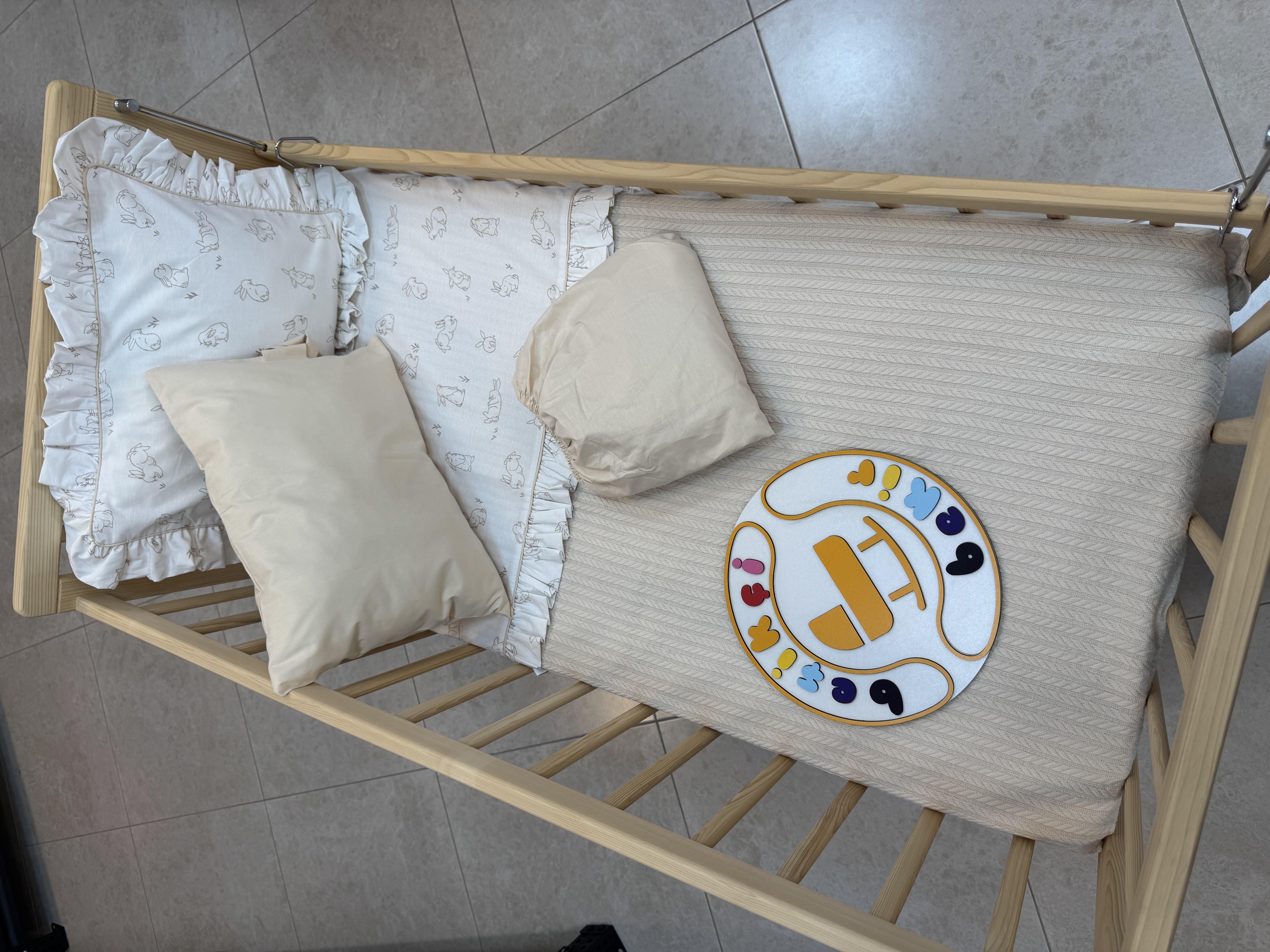 Tavşan Desen Örgü Kumaş Bebek Pike Takımı 