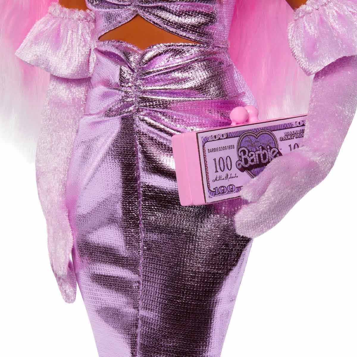 Barbie Deluxe Style Pembe Saçlı Bebek HYV24-25