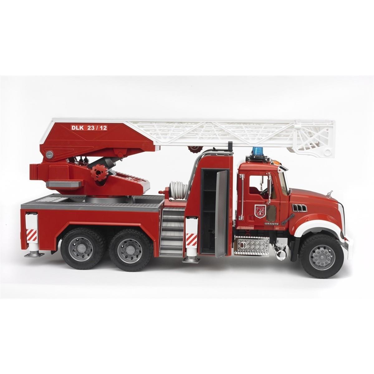 Bruder Mack Granite İtfayiye Aracı 2821