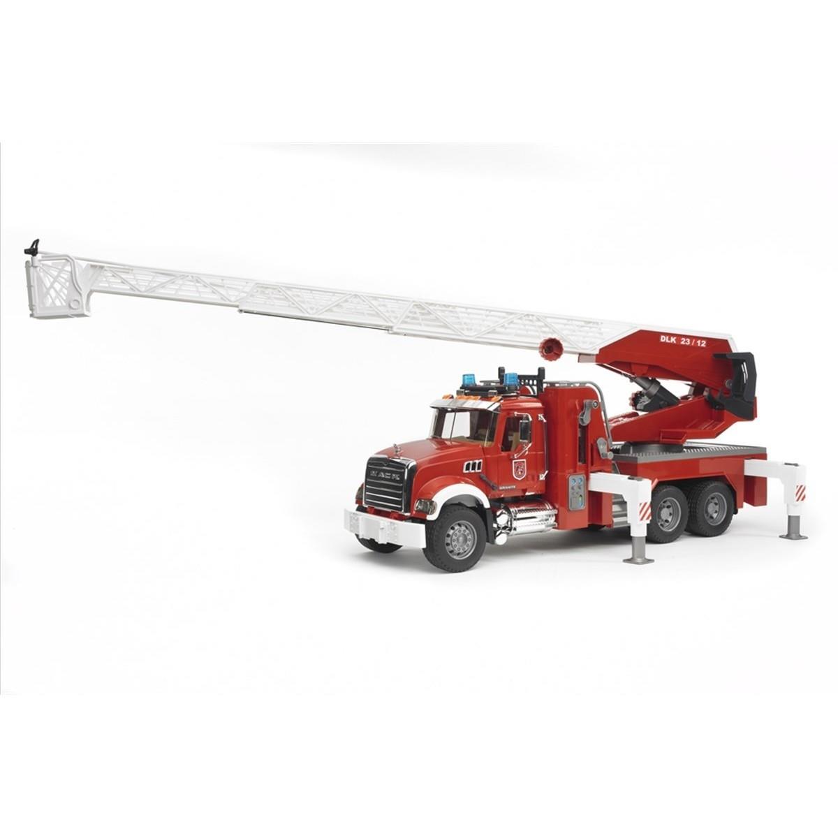 Bruder Mack Granite İtfayiye Aracı 2821