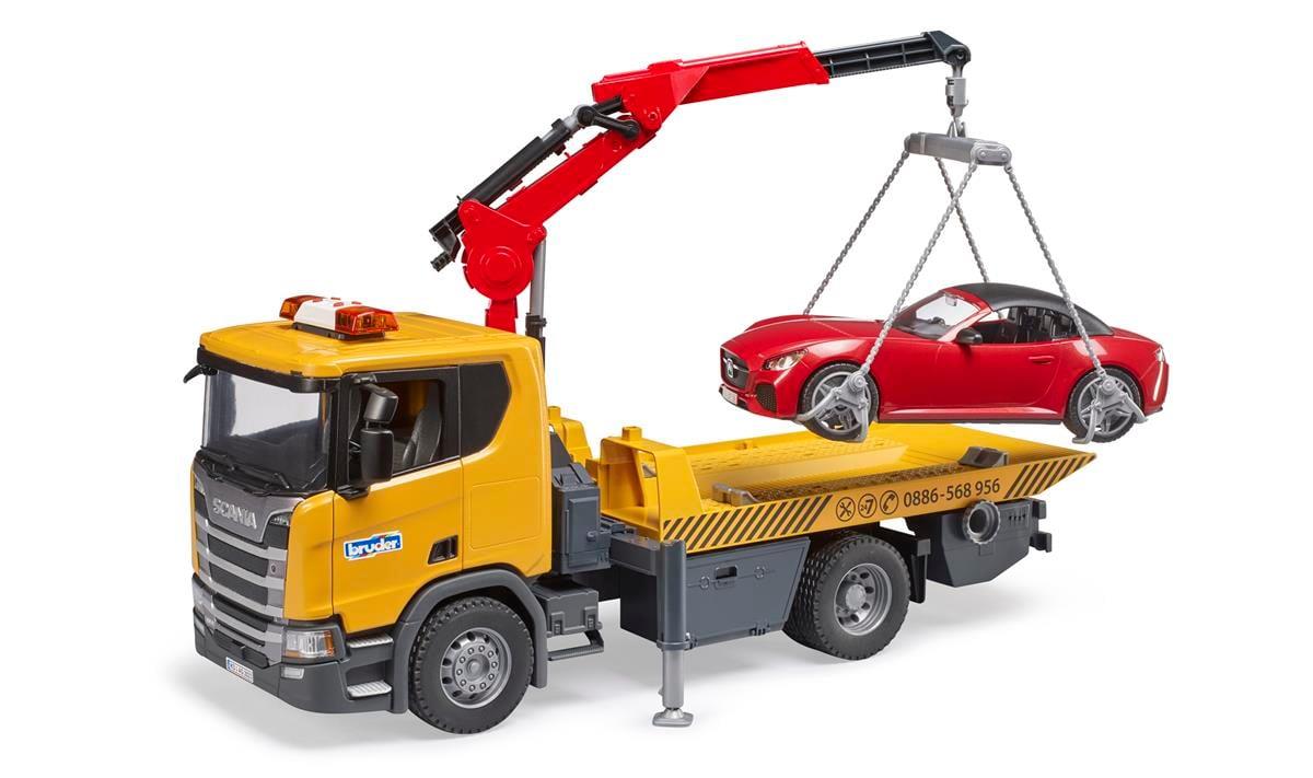 Bruder Scanla 560R Çekici ve Roadster Araba 03553