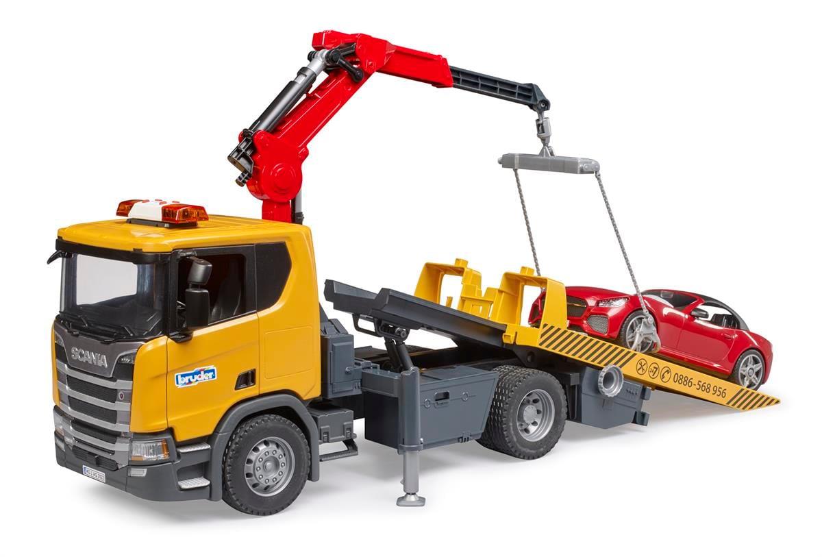 Bruder Scanla 560R Çekici ve Roadster Araba 03553