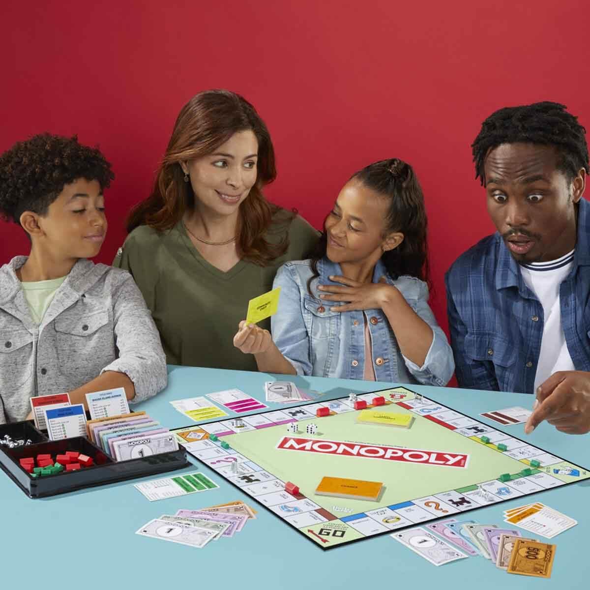 Monopoly Klasik Kutu Oyunu G0009