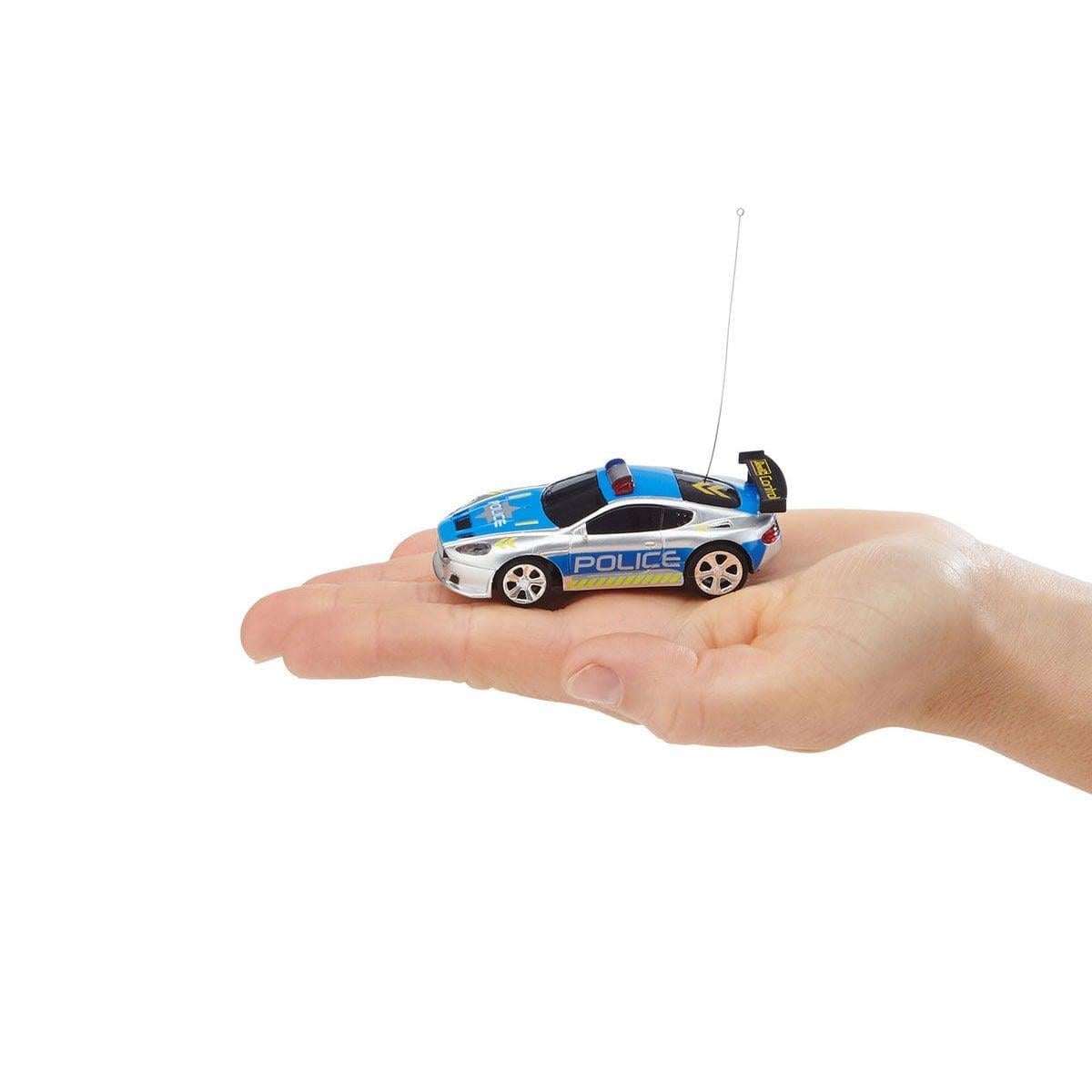 Revell Uzaktan Kumandalı Mini Polis Aracı 23559