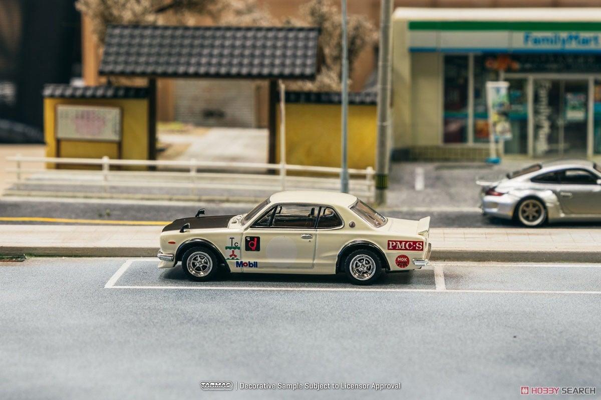 Tarmac 1/64 Skyline HT 2000GT R White