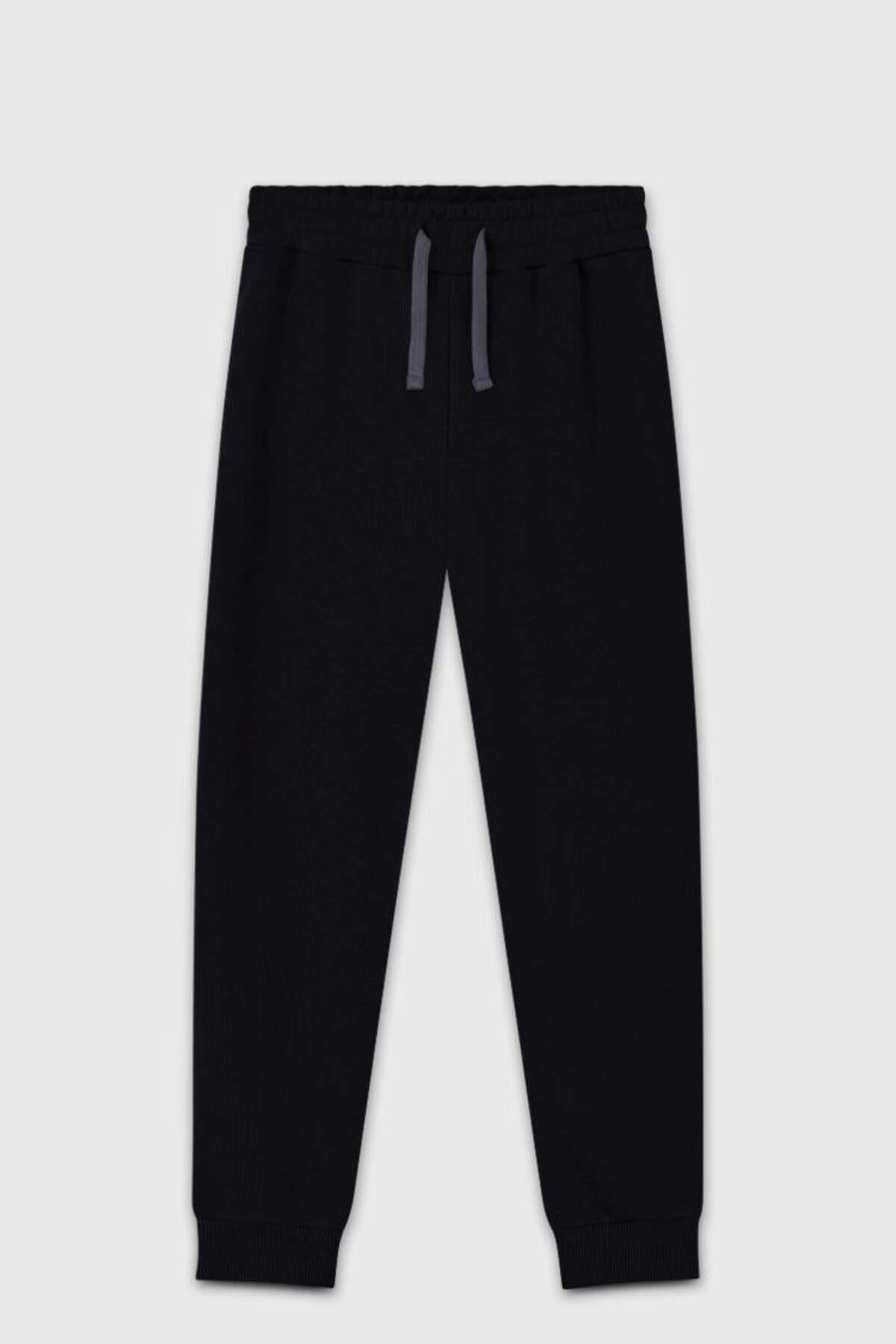 United Colors of Benetton Erkek Çocuk Jogger 4/14 Yaş 26061