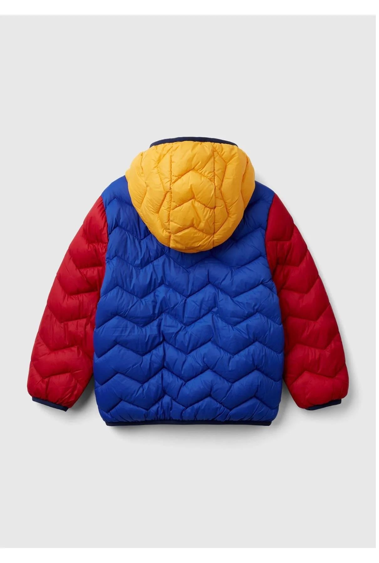 United Colors of Benetton Erkek Çocuk  Mont N02V GTIP (HSCODE) : 6201.9000.0000