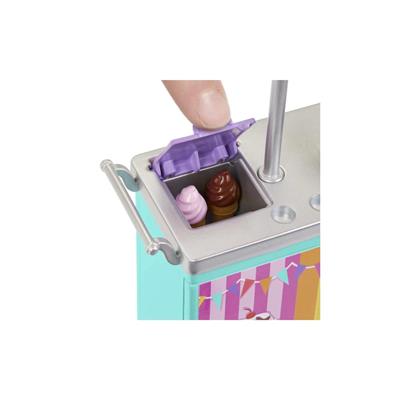 Barbie Malibunun Sahil Yiyecek Standı HNK9