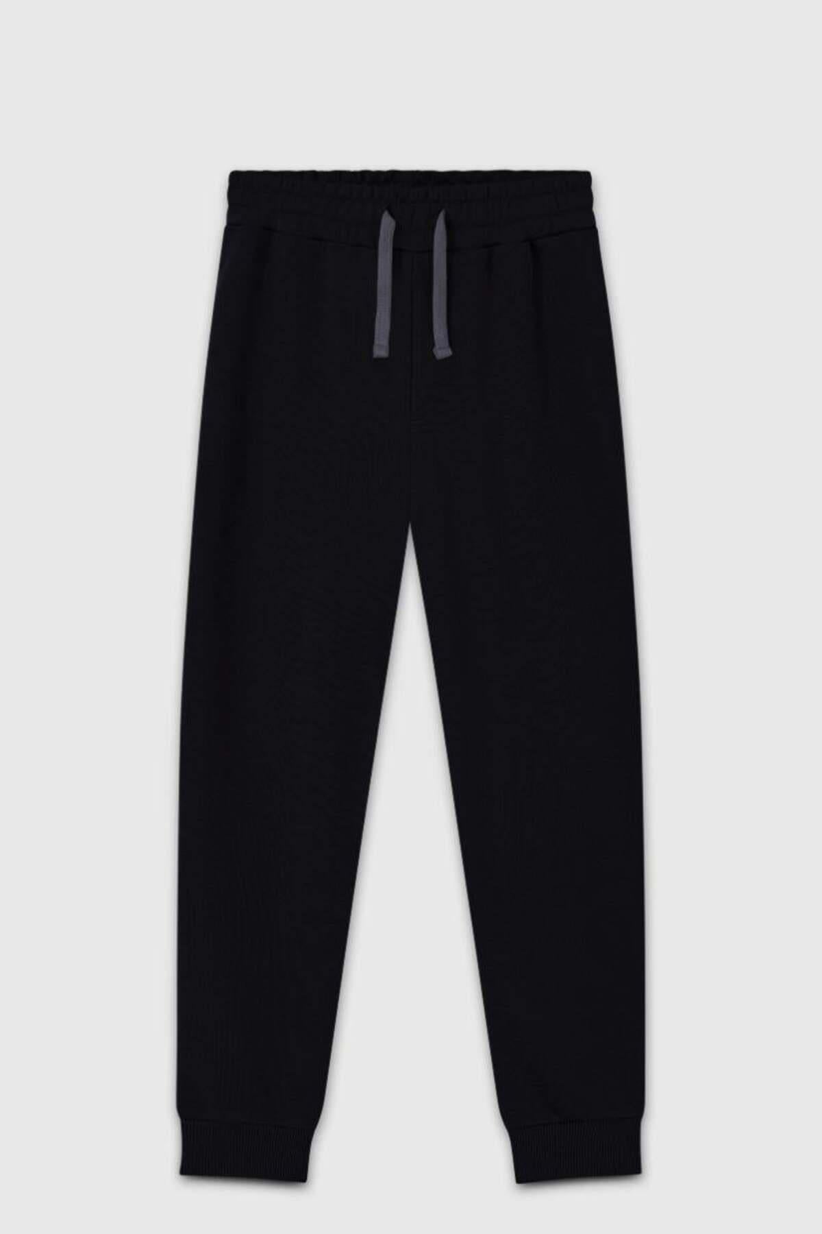 United Colors of Benetton Erkek Çocuk Jogger 4/14 Yaş 26061