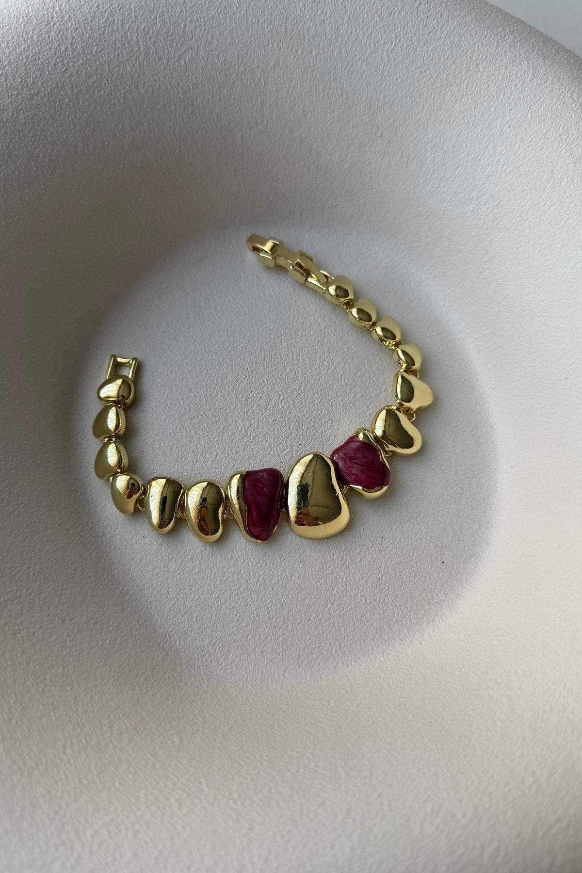 BORDO MİNELİ PİRİNÇ BİLEKLİK