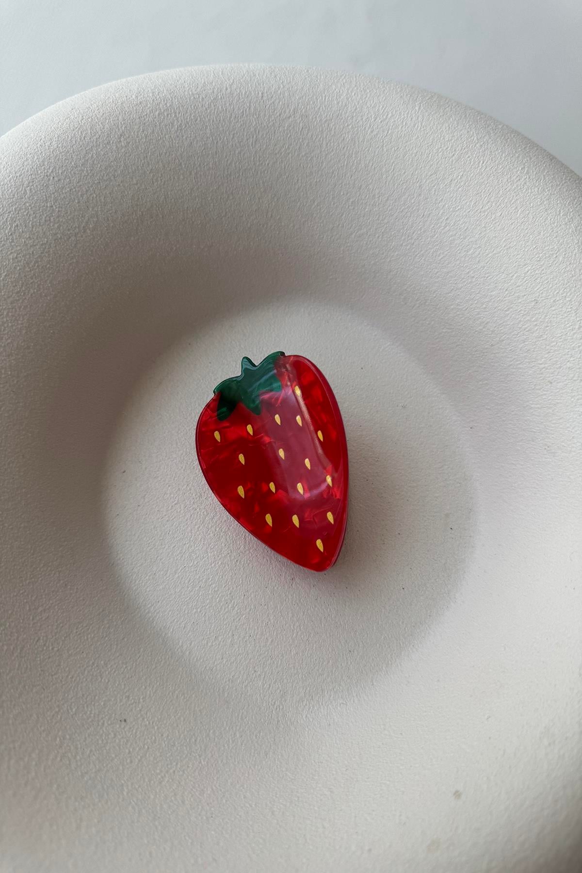 ÇİLEK KEMİK TOKA