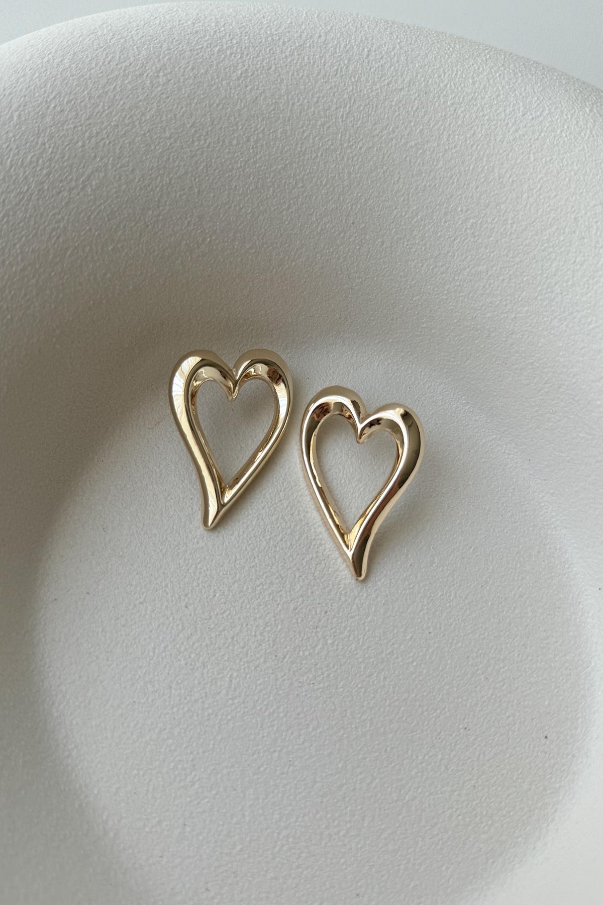 İÇİ BOŞ METALİK KALP GOLD KÜPE