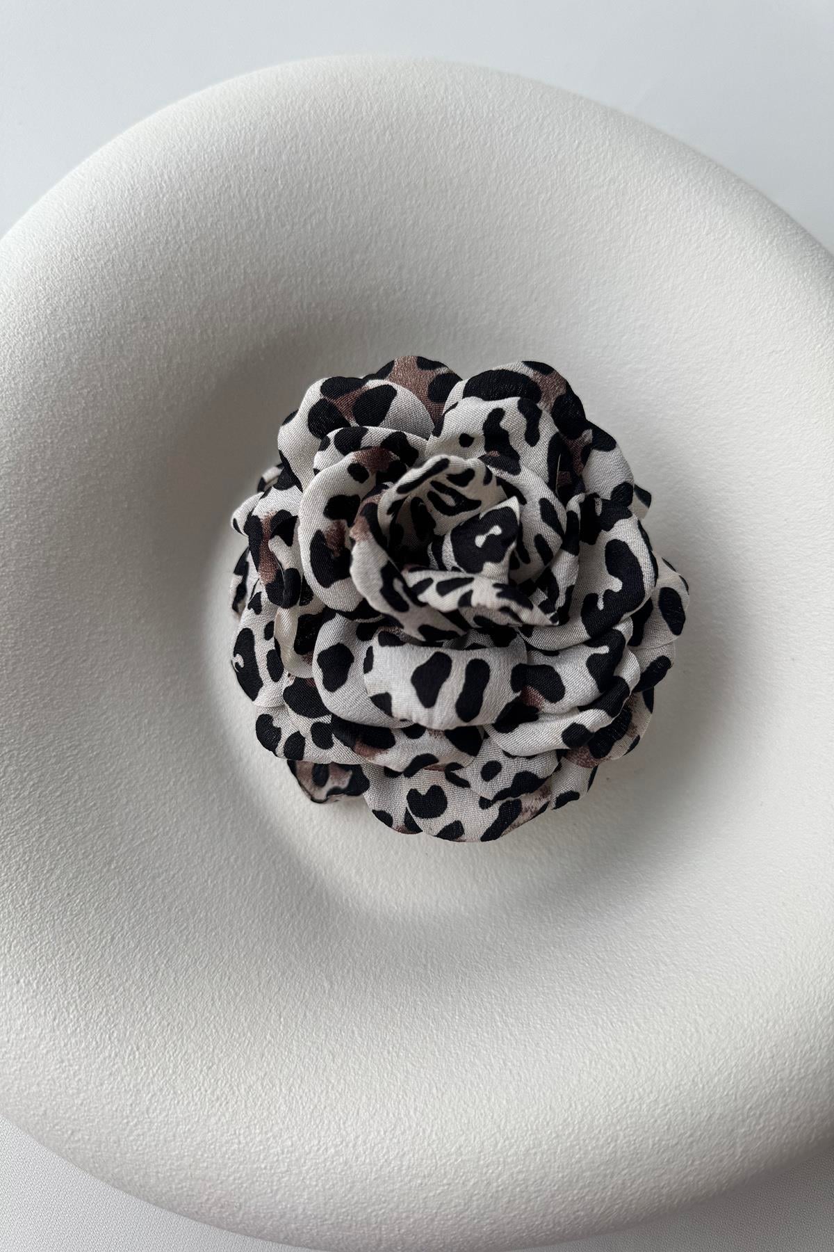 LEOPAR GÜL MANDAL TOKA