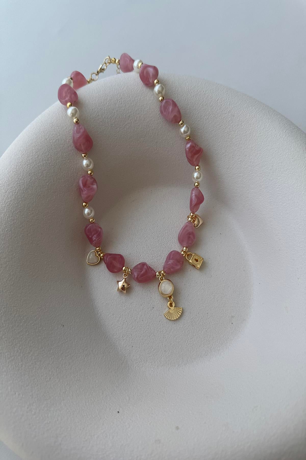 PEMBE KOLYE