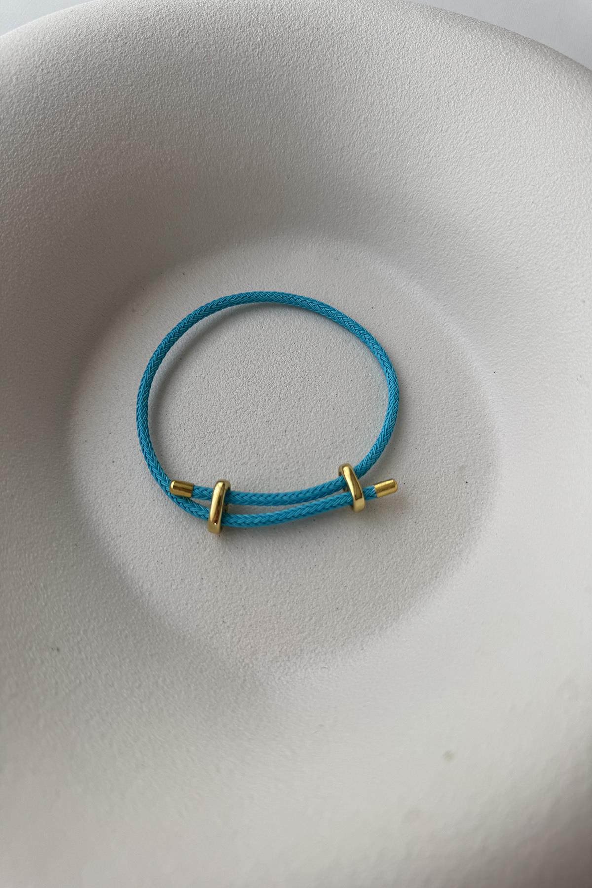RENKLİ İP BİLEKLİK