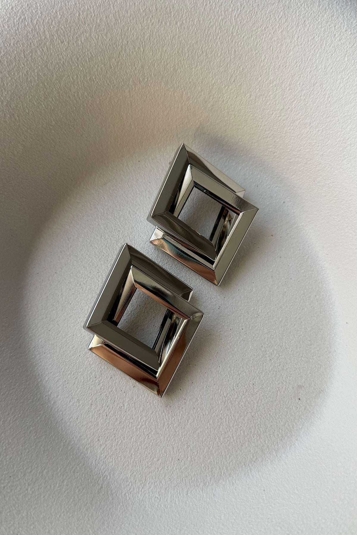 SİLVER METAL KÜPE