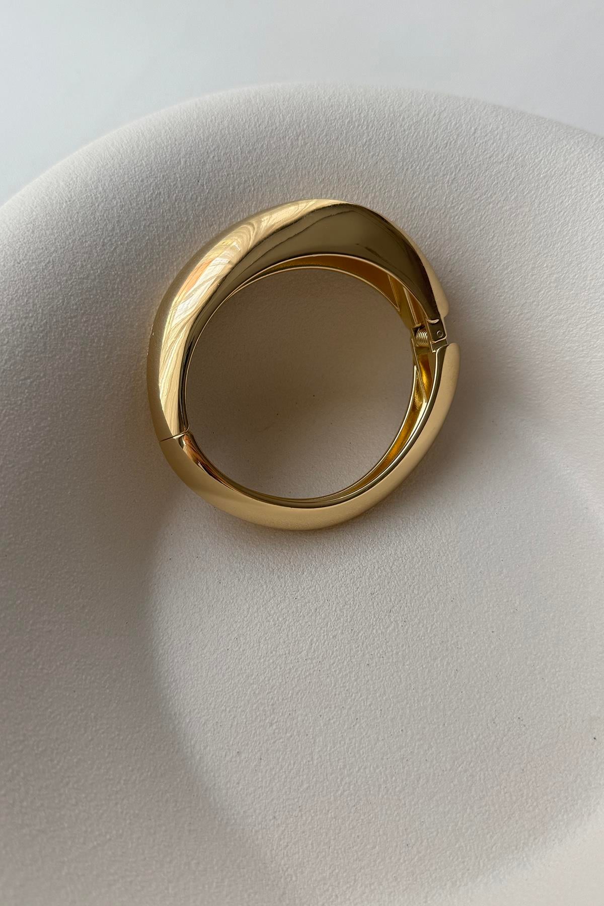 GOLD KELEPÇE