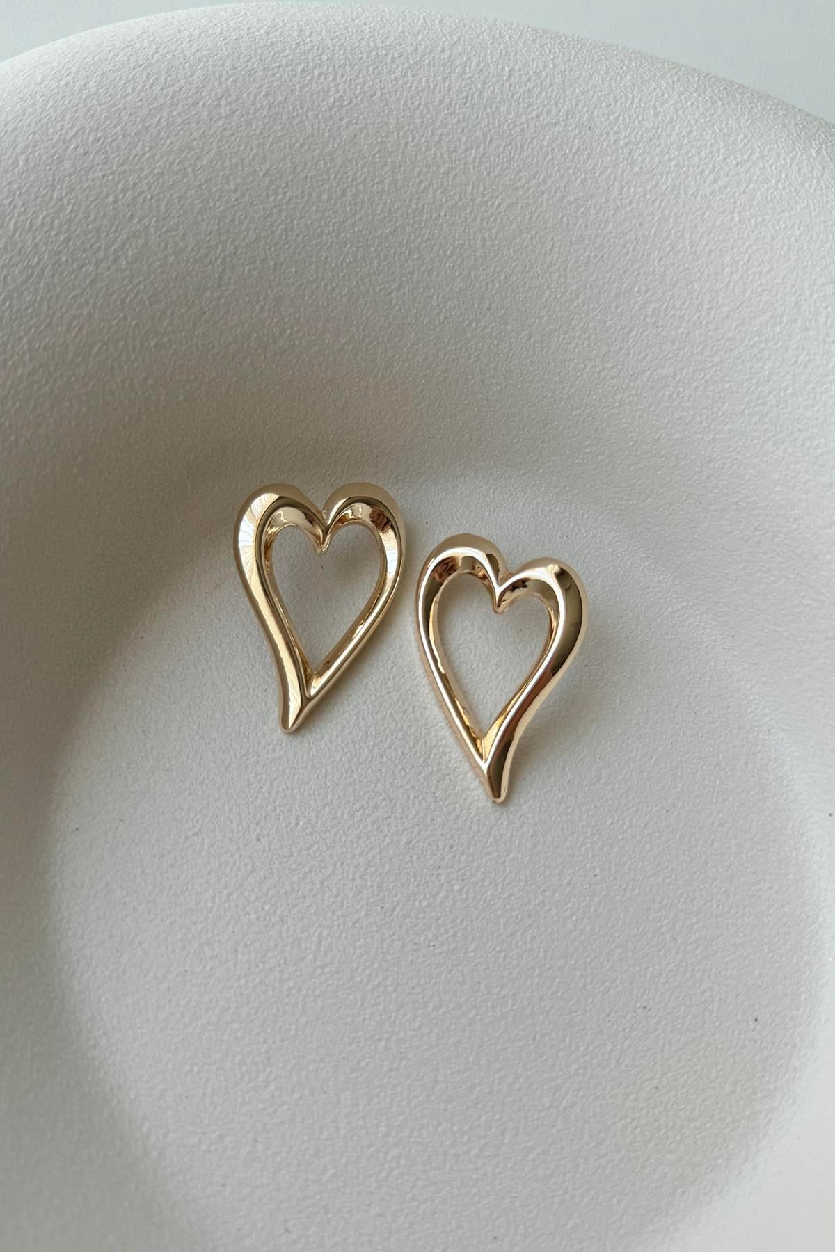 İÇİ BOŞ METALİK KALP GOLD KÜPE