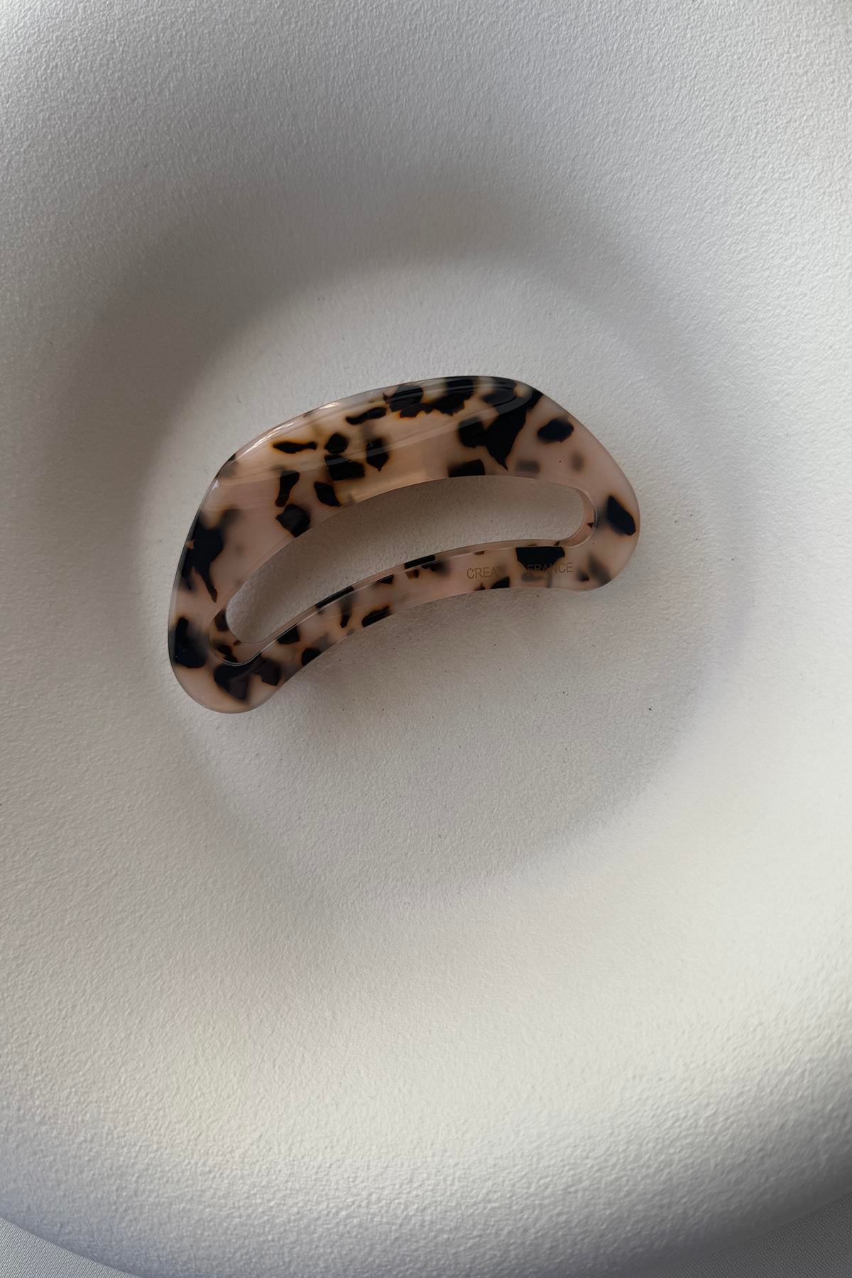OVAL LEOPAR KEMİK MANDAL TOKA