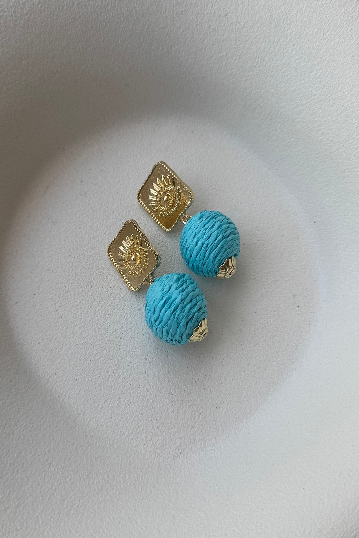 RENKLİ KÜPE