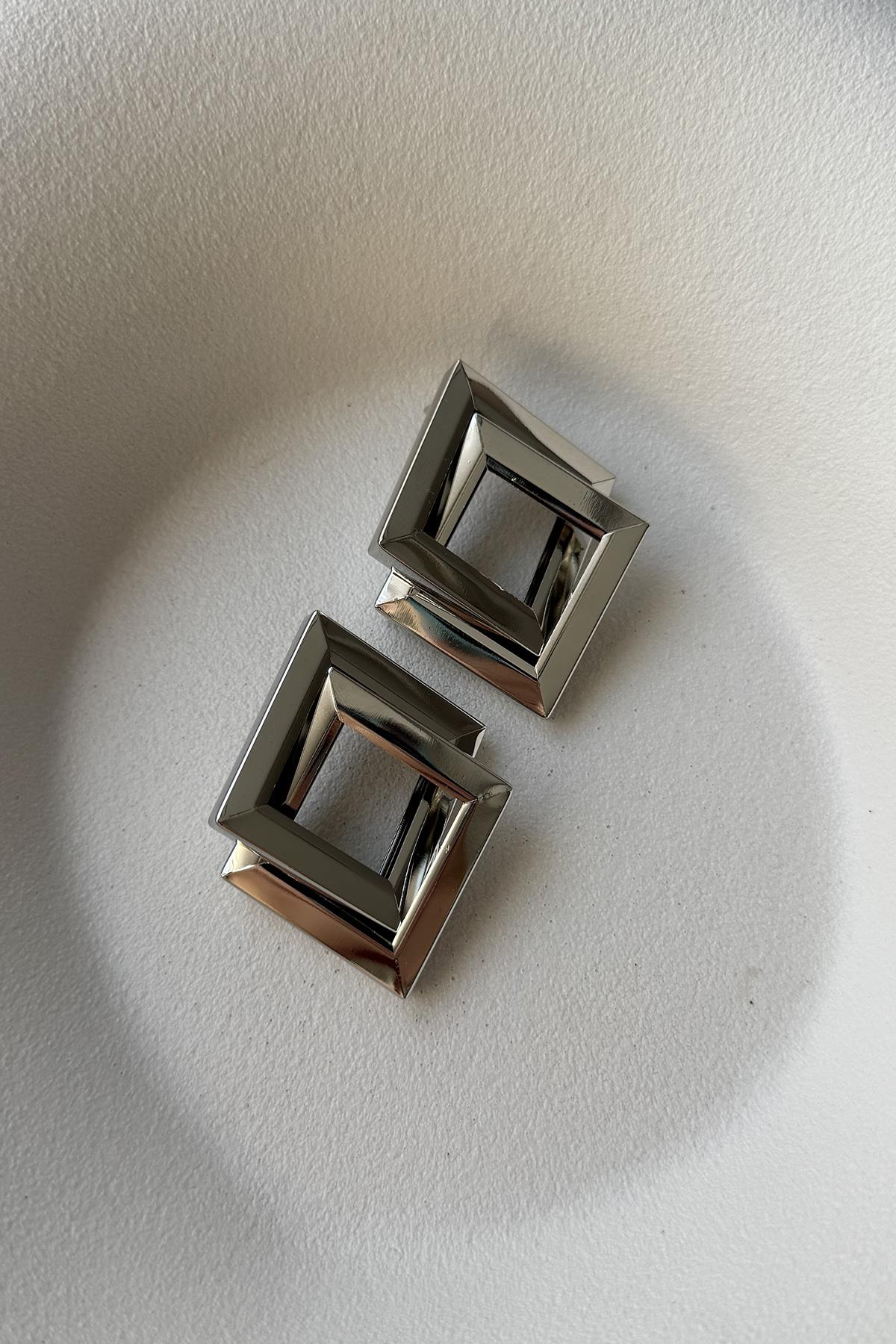 SİLVER METAL KÜPE