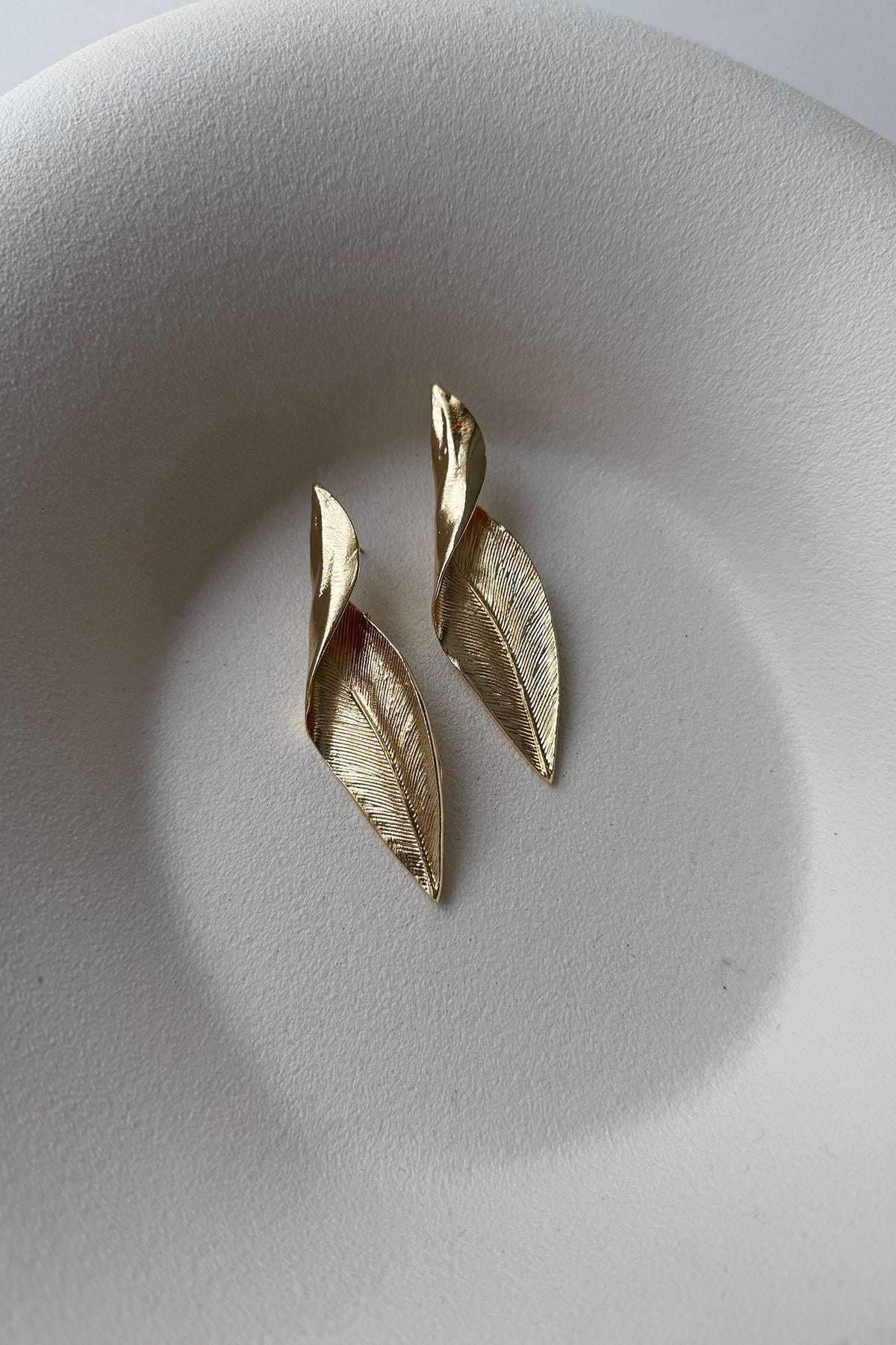 YAPRAK FORM GOLD KÜPE