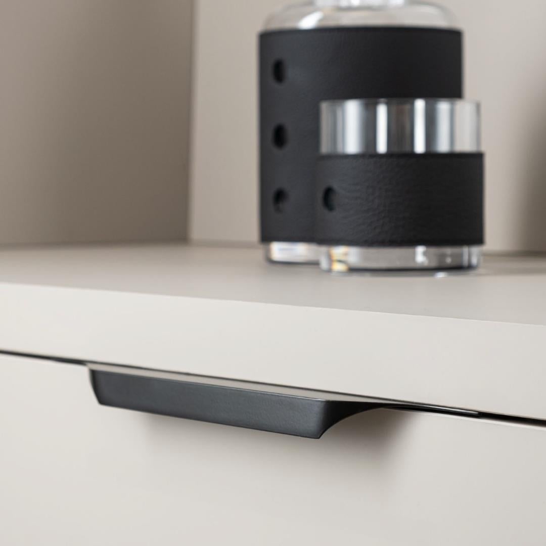 8900 Entegre Kulp Siyah Renk