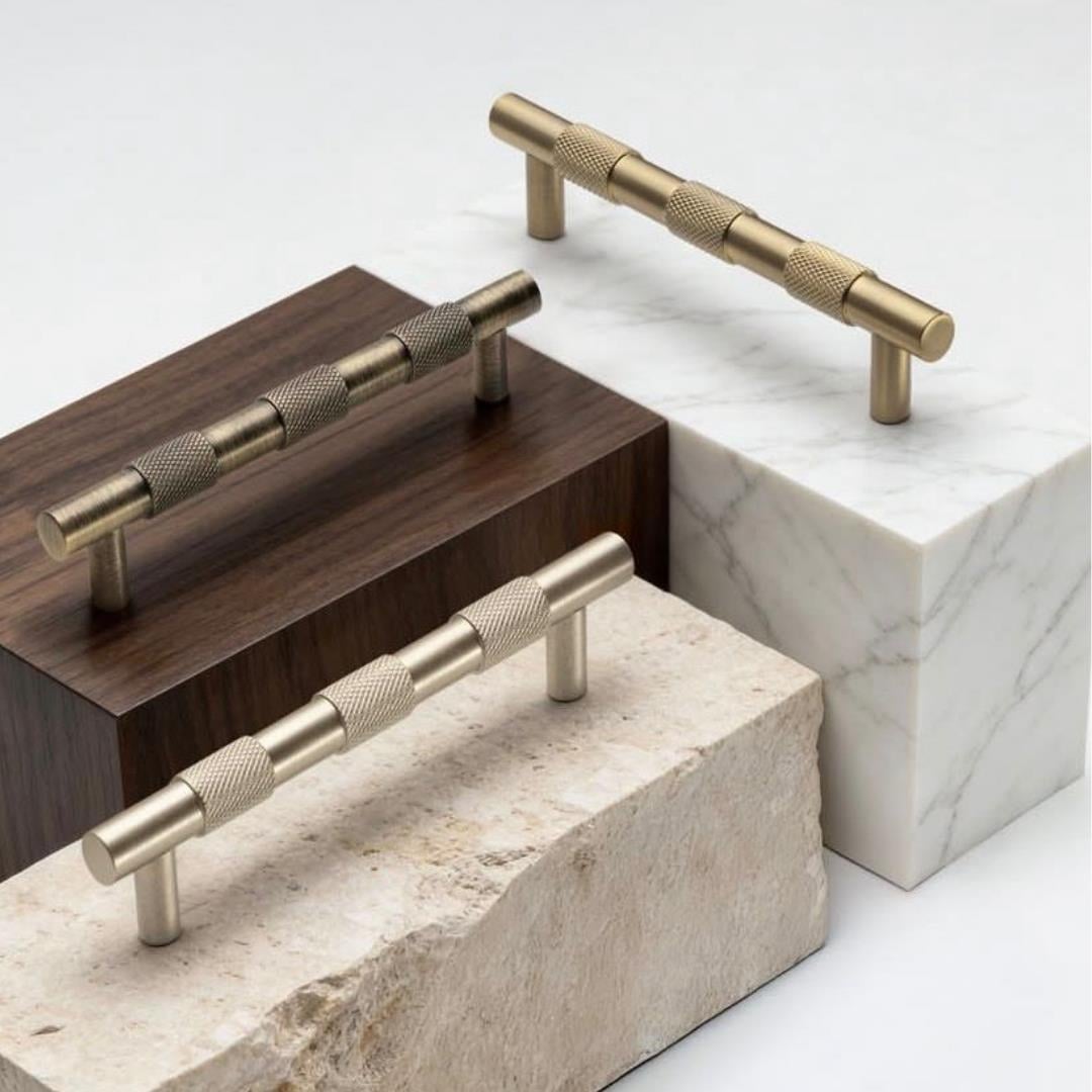 9387 Desenli Modern Kulp Koyu Bronz Saten Renk