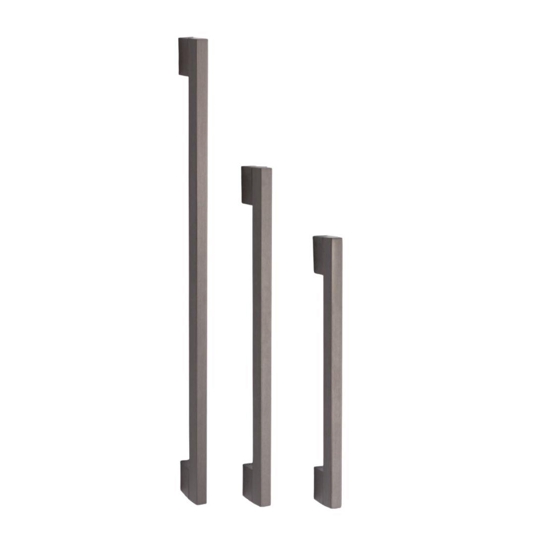 9525 Çekme Kolu Füme Renk 25 Cm