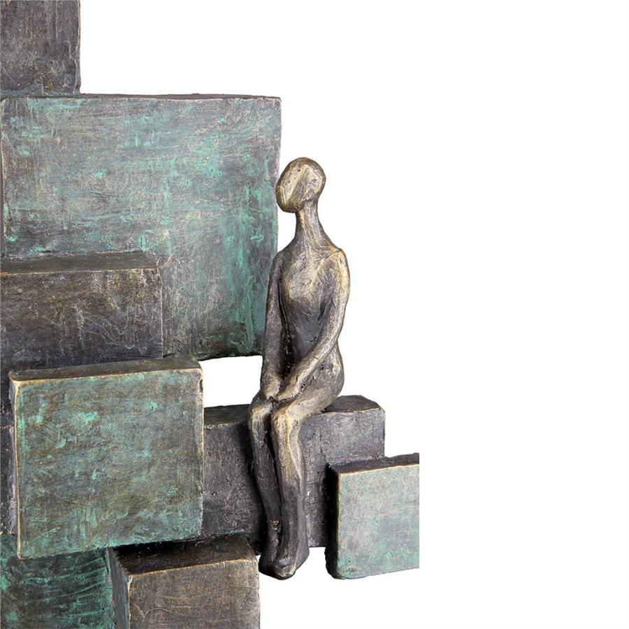 Gılde Heykel İnsan Motifi Sentetik Reçine Bronz Renkli L.10 cm W.30 cm H.24 cm