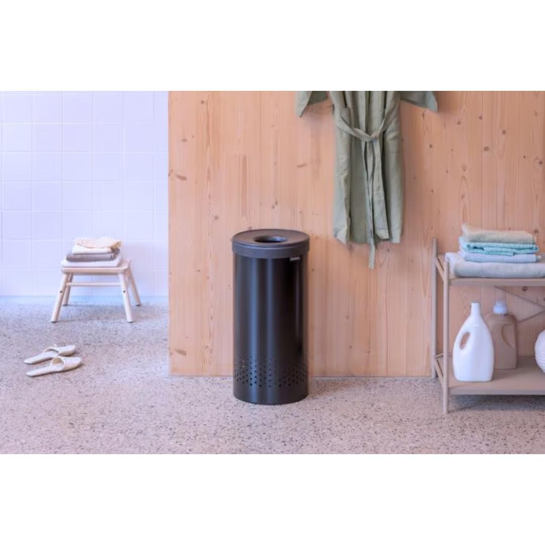 Matt Black Plastik Kapaklı Çamaşır Sepeti 35 L