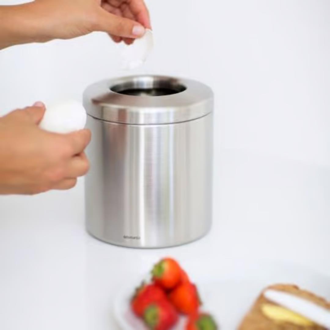 Matt Steel Masaüstü Çöp Kutusu(Metal Kapaklı) 1L Xxxx
