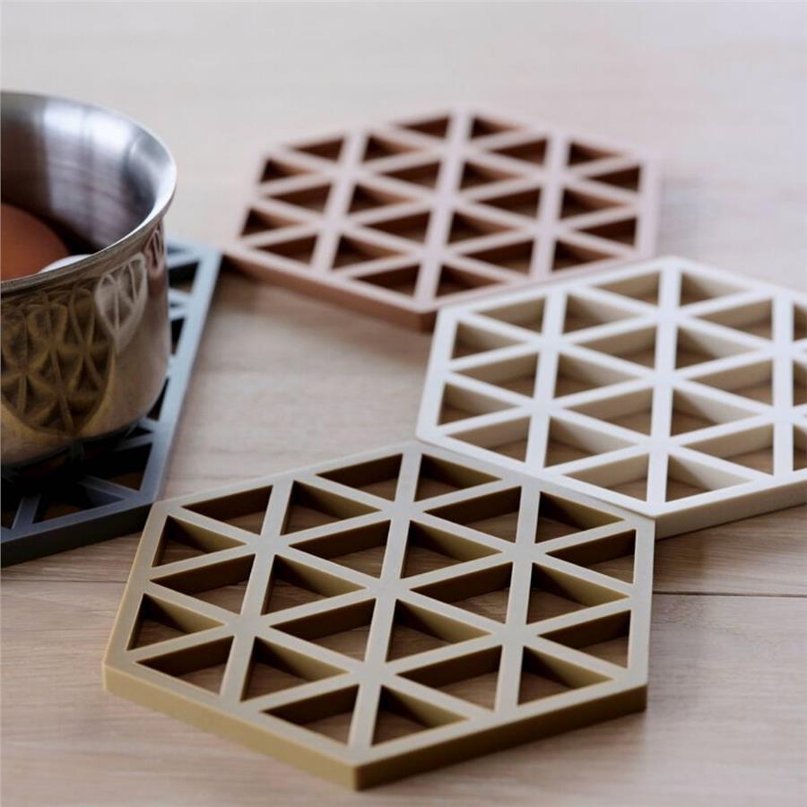 Üçgenler Sehpa Altı Bej 16X14X0.9 cm