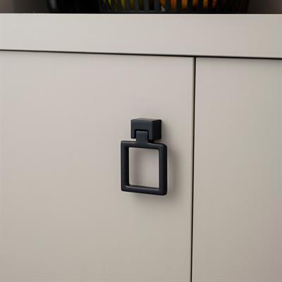 4636 Sallantılı Kulp Krom Renk Çap 47 Mm  