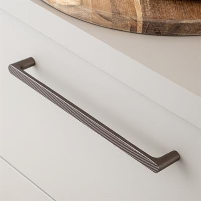 4732 Modern Tırtıklı Kulp Koyu Bronz Saten Renk