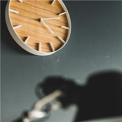 Ahşap/Beyaz Duvar Saati Çap: 26,5 cm