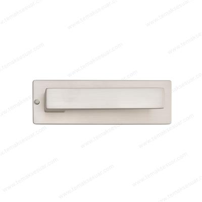 Akalı Otel Tipi Kendinden Kilitli Aynalı Kapı Kolu Nikel Saten Mat Renk