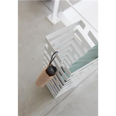 Beyaz Şemsiye Standı