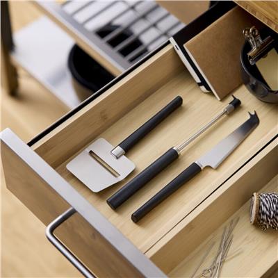 Emma Paslanmaz Çelik Peynir Tutucu Ve Kesici 24 Cm - Siyah 