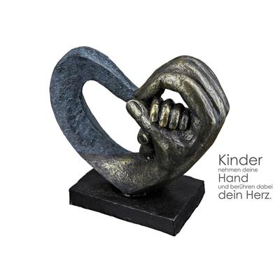 Gılde Kalp Heykel El Motifi Sentetik Reçine Gri Bronz Renkli L.7 cm W.16 cm H.14 cm