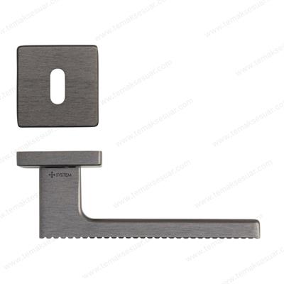 Gıze Rozetli Kapı Kolu Kalaylı Siyah Saten Renk